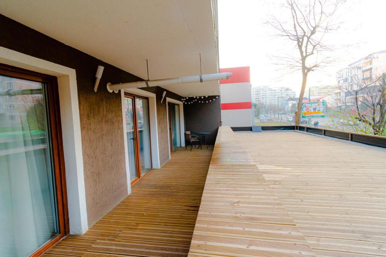 Transylvanian Apt. W/ Lrg. Terrace And Parking - Karpatenhaus Braşov Esterno foto